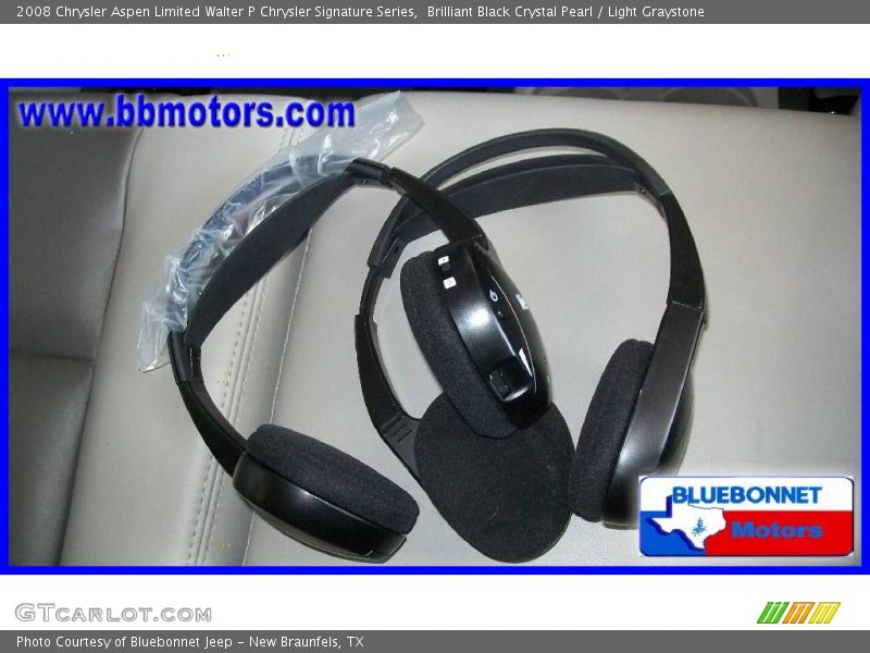 Brilliant Black Crystal Pearl / Light Graystone 2008 Chrysler Aspen Limited Walter P Chrysler Signature Series