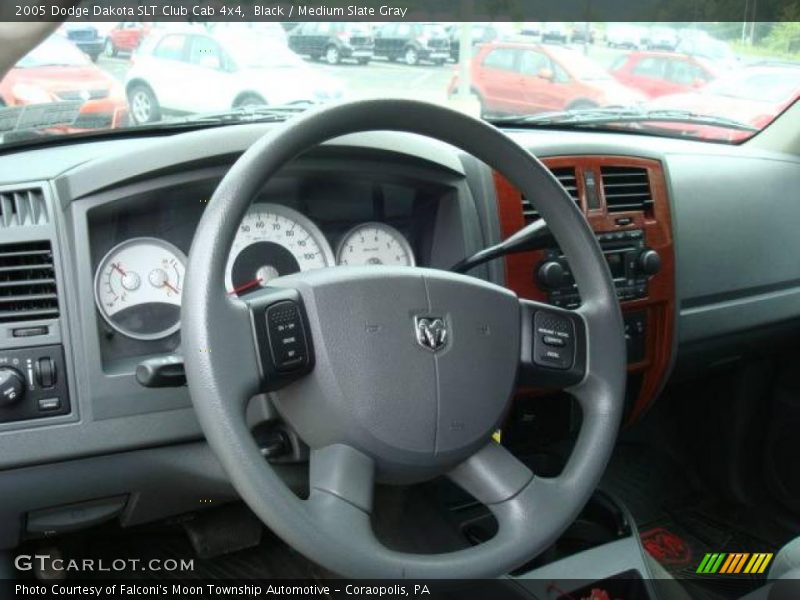 Black / Medium Slate Gray 2005 Dodge Dakota SLT Club Cab 4x4