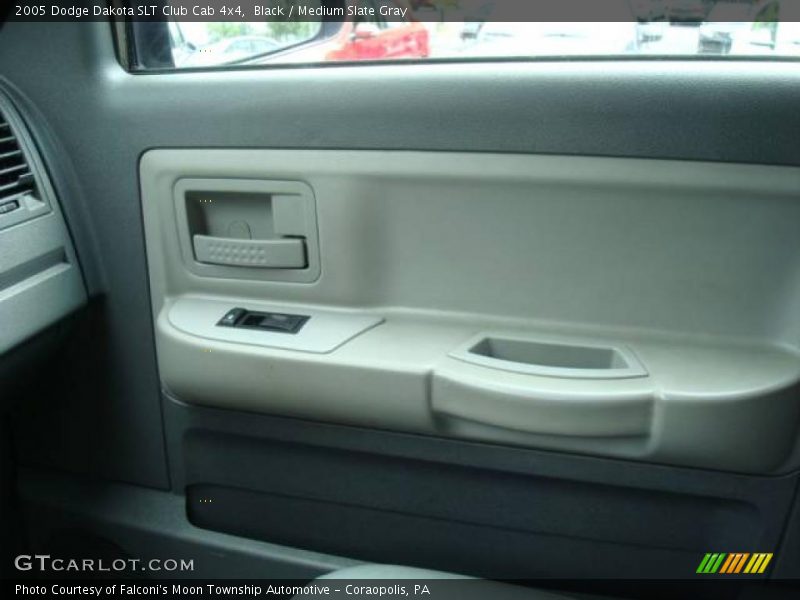 Black / Medium Slate Gray 2005 Dodge Dakota SLT Club Cab 4x4