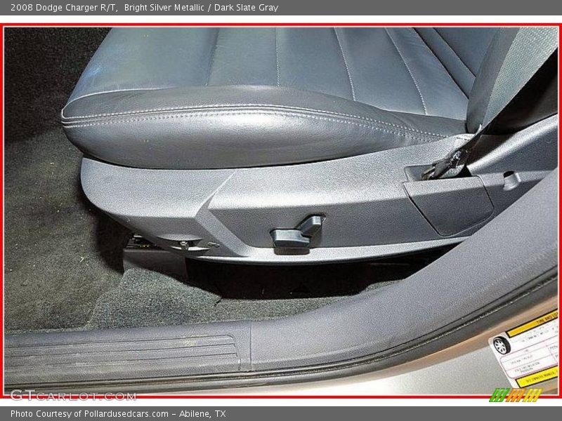Bright Silver Metallic / Dark Slate Gray 2008 Dodge Charger R/T