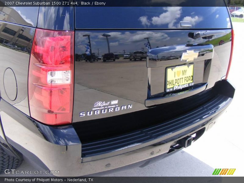 Black / Ebony 2007 Chevrolet Suburban 1500 Z71 4x4