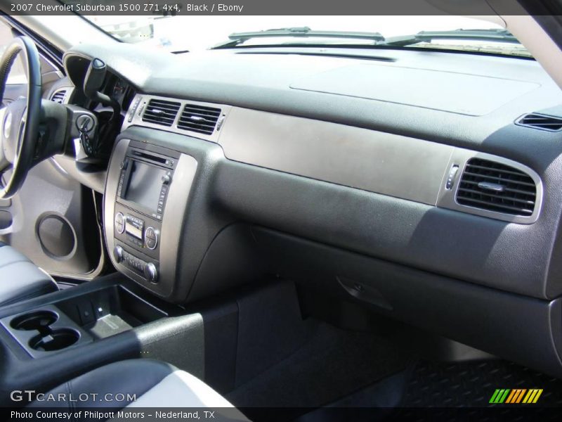 Black / Ebony 2007 Chevrolet Suburban 1500 Z71 4x4