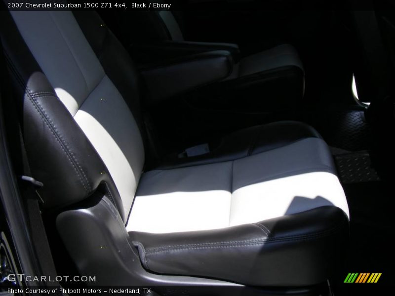Black / Ebony 2007 Chevrolet Suburban 1500 Z71 4x4