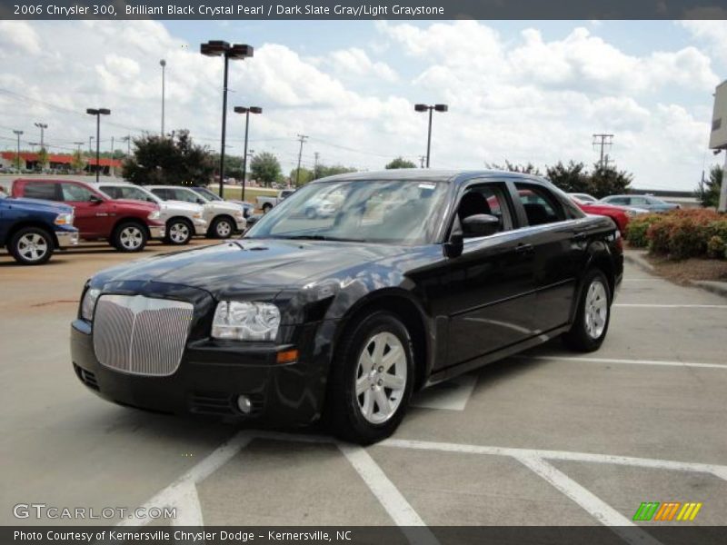 Brilliant Black Crystal Pearl / Dark Slate Gray/Light Graystone 2006 Chrysler 300