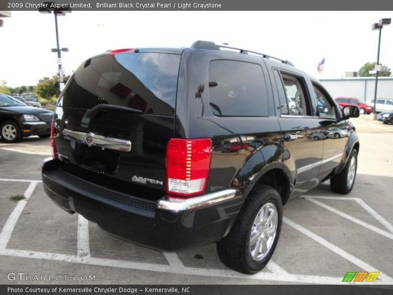 Brilliant Black Crystal Pearl / Light Graystone 2009 Chrysler Aspen Limited
