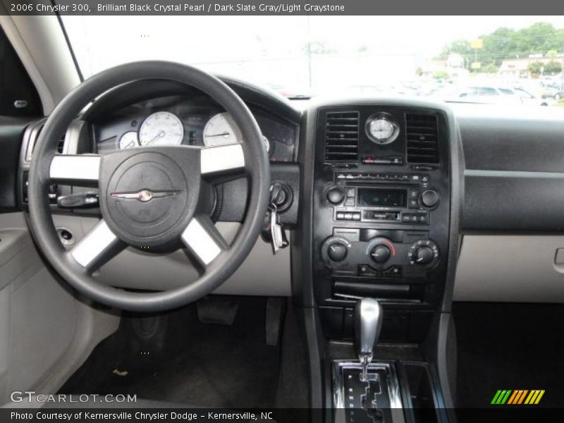 Brilliant Black Crystal Pearl / Dark Slate Gray/Light Graystone 2006 Chrysler 300