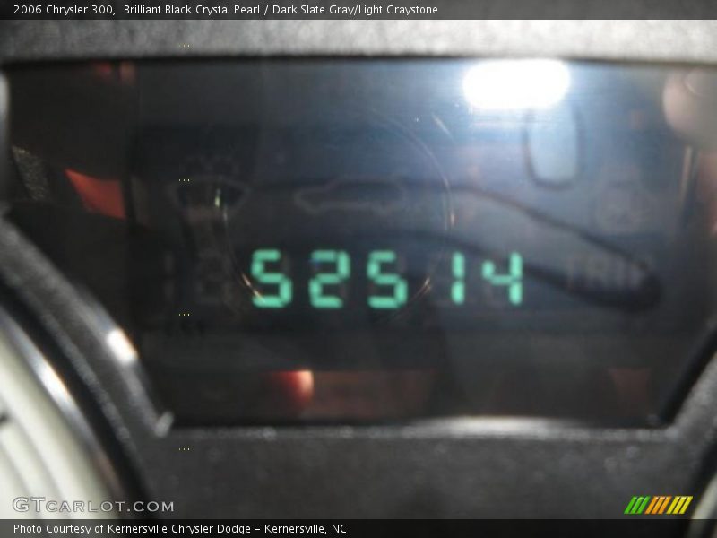 Brilliant Black Crystal Pearl / Dark Slate Gray/Light Graystone 2006 Chrysler 300
