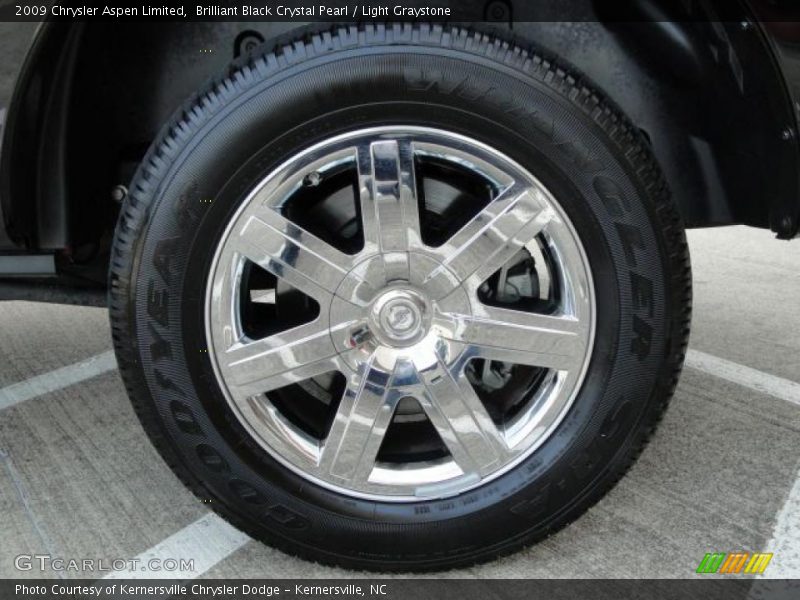 Brilliant Black Crystal Pearl / Light Graystone 2009 Chrysler Aspen Limited