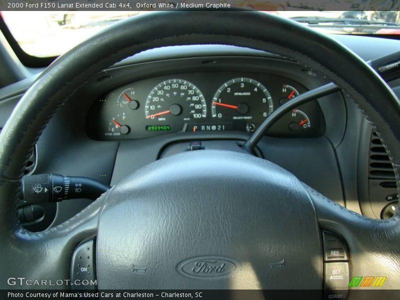 Oxford White / Medium Graphite 2000 Ford F150 Lariat Extended Cab 4x4