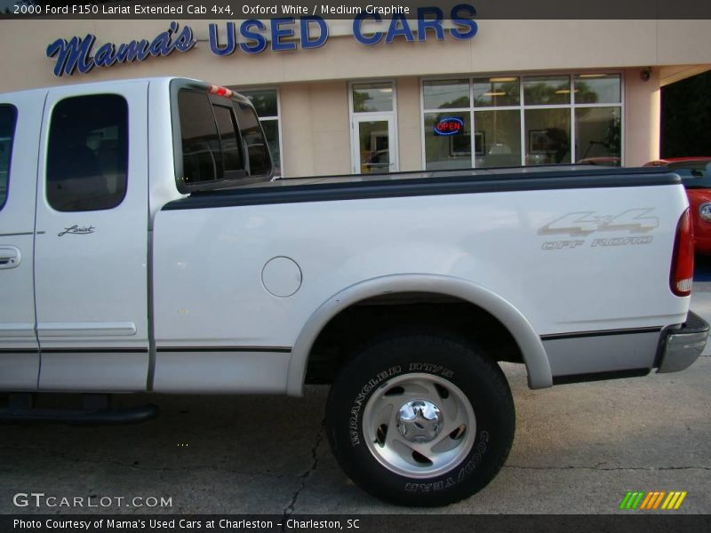 Oxford White / Medium Graphite 2000 Ford F150 Lariat Extended Cab 4x4