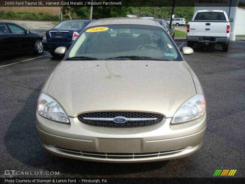Harvest Gold Metallic / Medium Parchment 2000 Ford Taurus SE