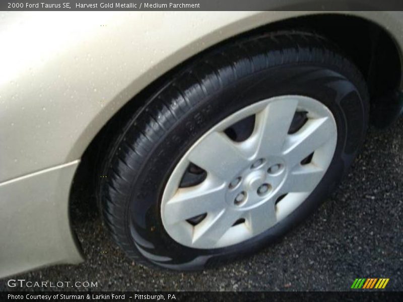 Harvest Gold Metallic / Medium Parchment 2000 Ford Taurus SE