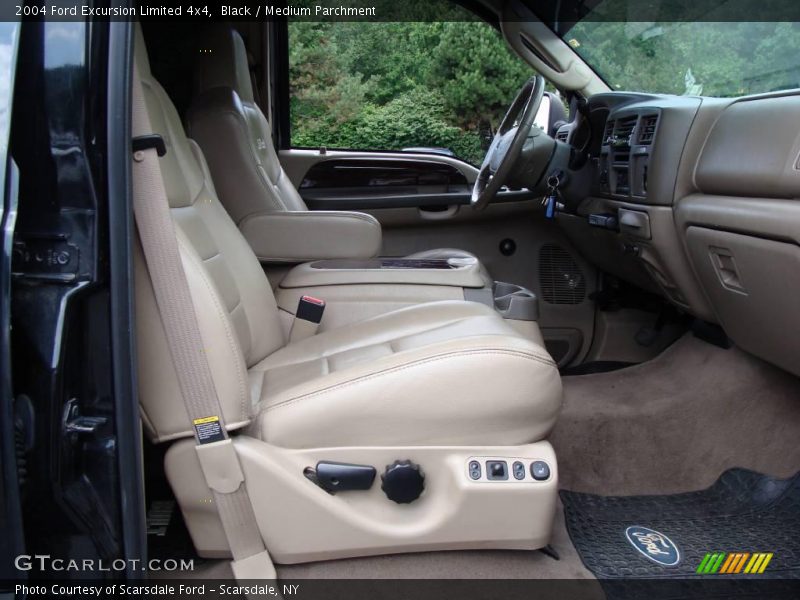 Black / Medium Parchment 2004 Ford Excursion Limited 4x4