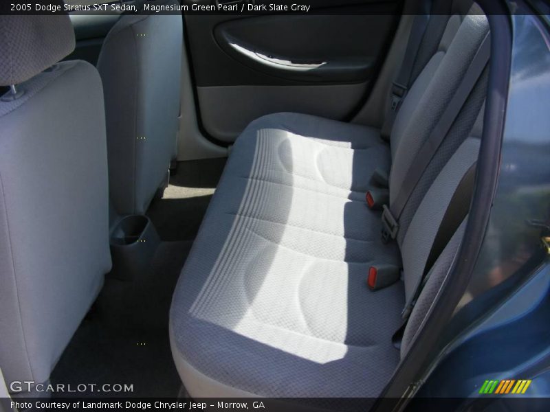 Magnesium Green Pearl / Dark Slate Gray 2005 Dodge Stratus SXT Sedan
