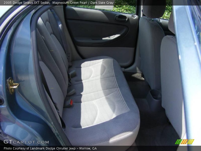 Magnesium Green Pearl / Dark Slate Gray 2005 Dodge Stratus SXT Sedan