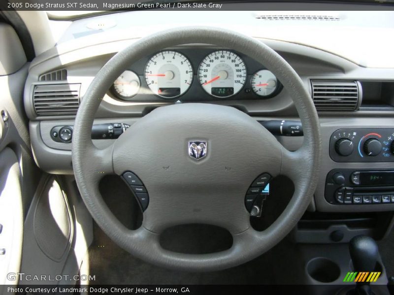 Magnesium Green Pearl / Dark Slate Gray 2005 Dodge Stratus SXT Sedan