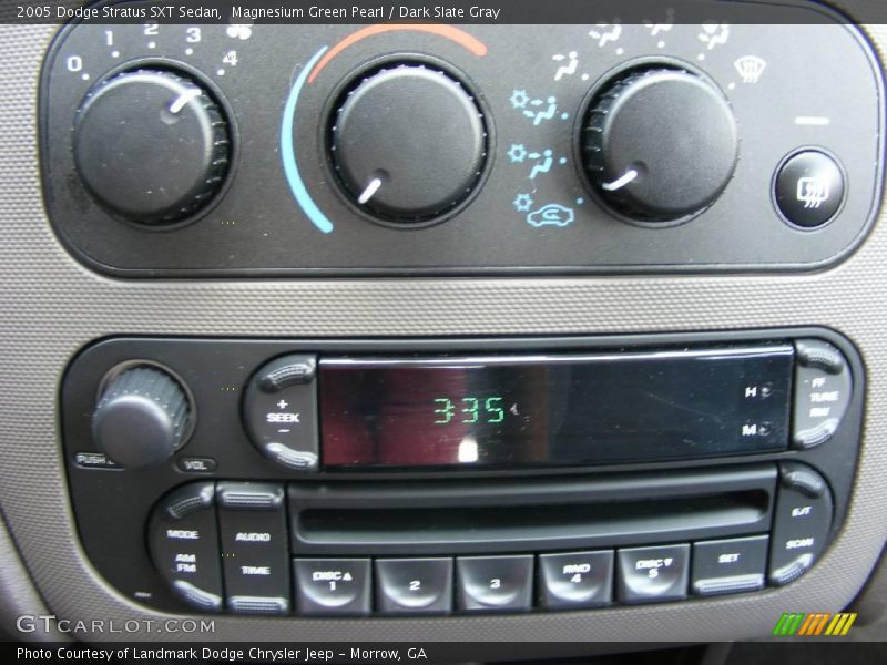 Magnesium Green Pearl / Dark Slate Gray 2005 Dodge Stratus SXT Sedan