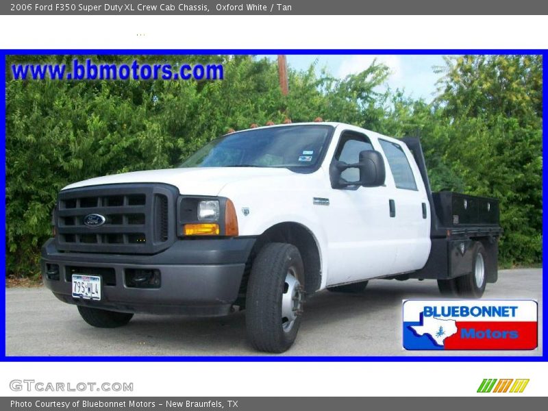 Oxford White / Tan 2006 Ford F350 Super Duty XL Crew Cab Chassis
