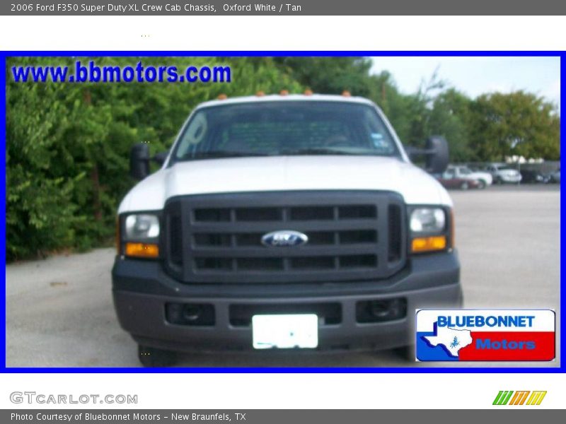 Oxford White / Tan 2006 Ford F350 Super Duty XL Crew Cab Chassis