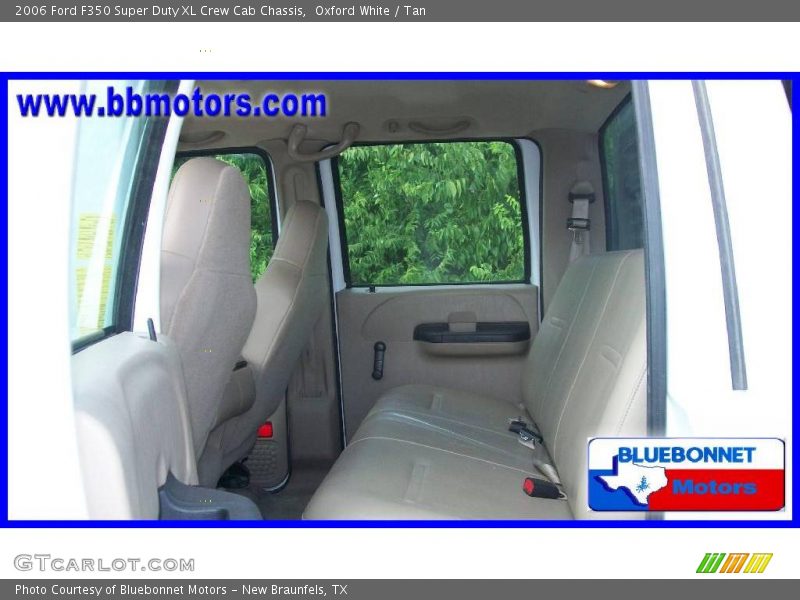 Oxford White / Tan 2006 Ford F350 Super Duty XL Crew Cab Chassis