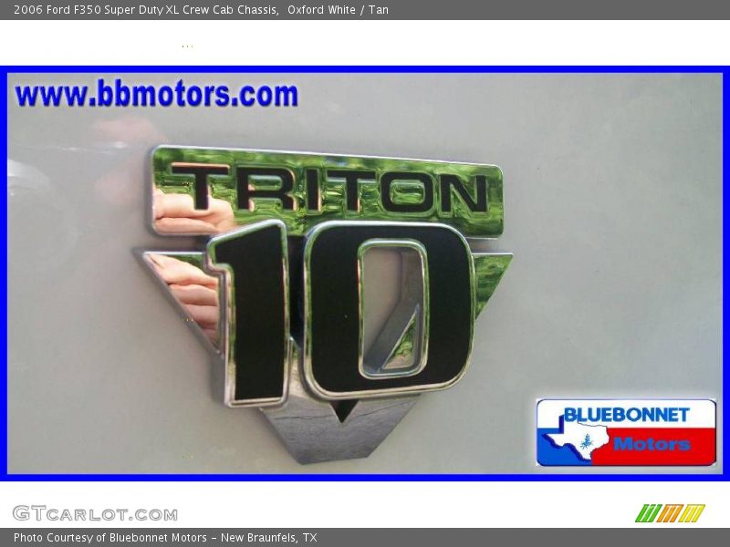 Oxford White / Tan 2006 Ford F350 Super Duty XL Crew Cab Chassis