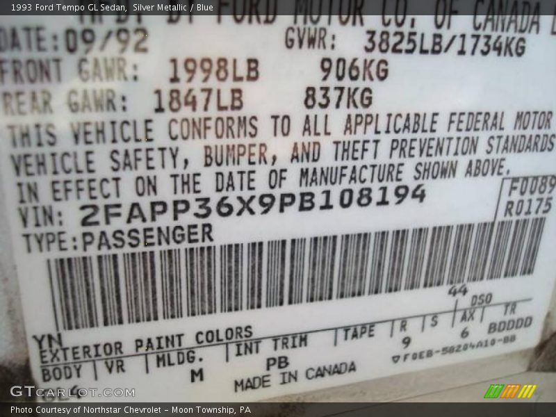 Silver Metallic / Blue 1993 Ford Tempo GL Sedan