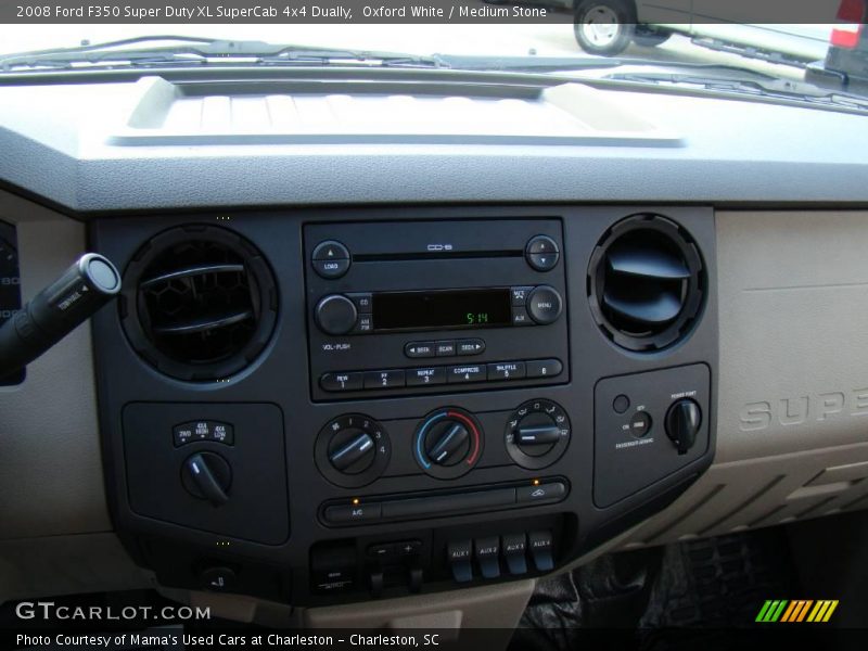 Oxford White / Medium Stone 2008 Ford F350 Super Duty XL SuperCab 4x4 Dually