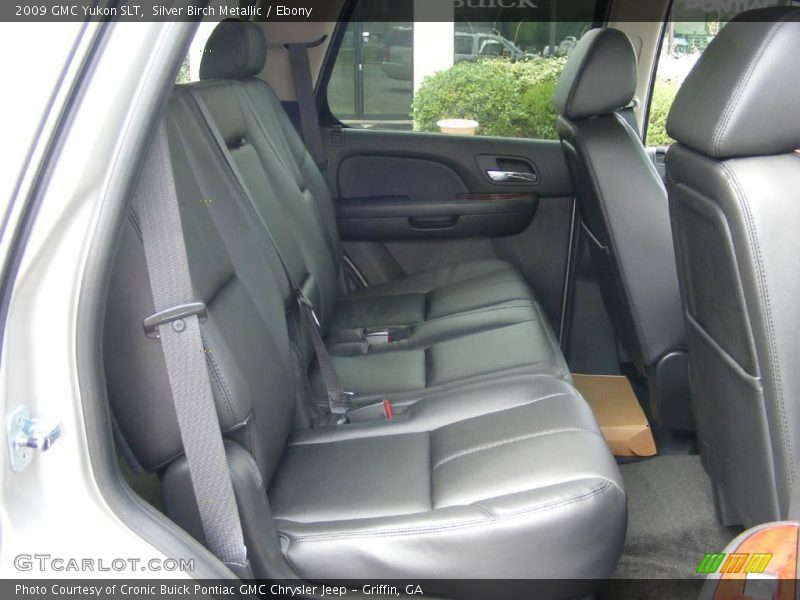 Silver Birch Metallic / Ebony 2009 GMC Yukon SLT