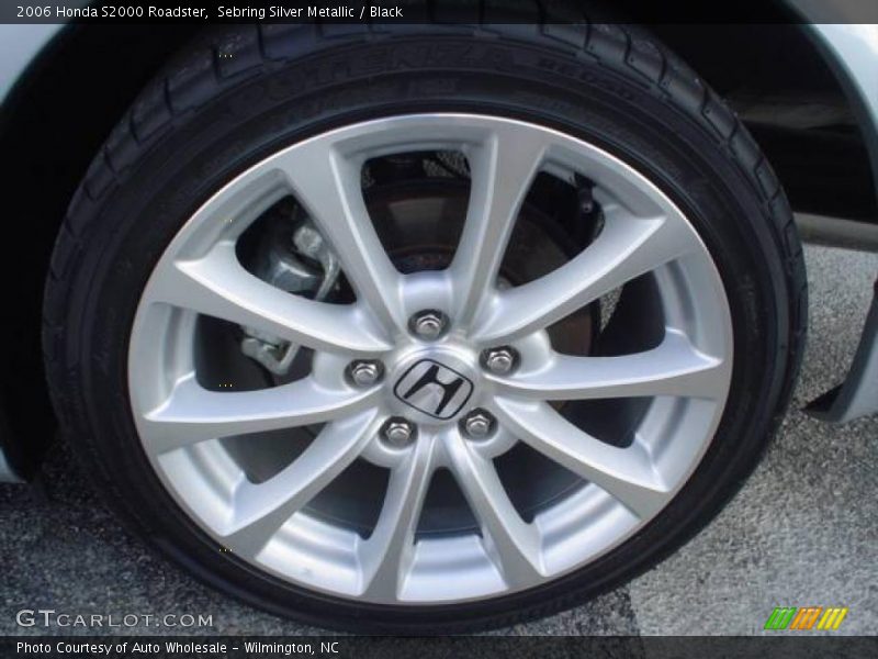 Sebring Silver Metallic / Black 2006 Honda S2000 Roadster