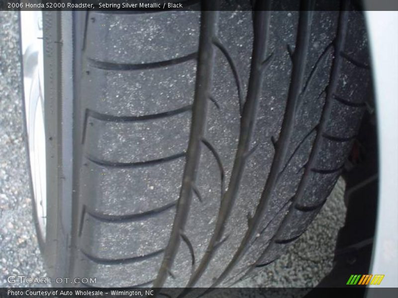 Sebring Silver Metallic / Black 2006 Honda S2000 Roadster