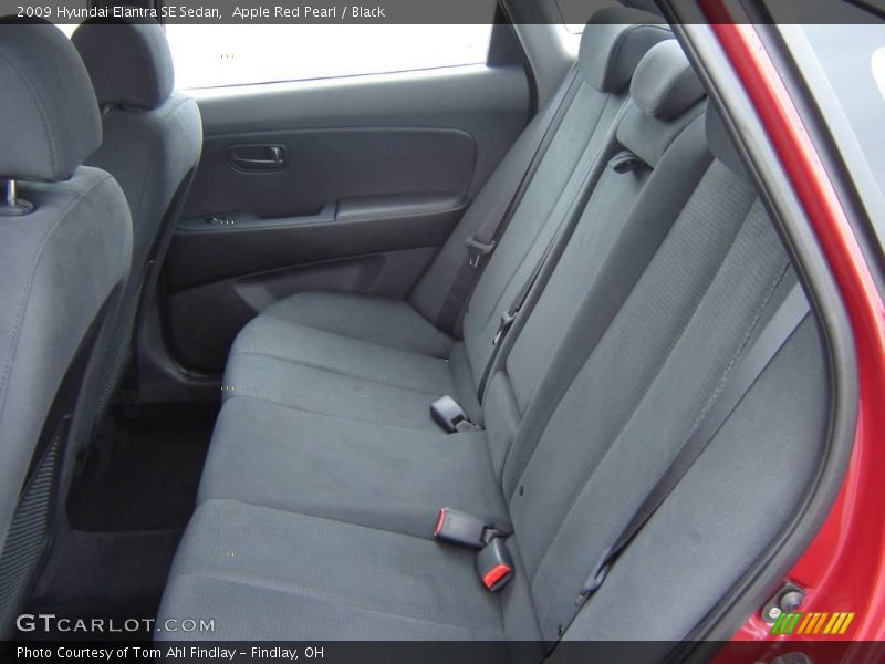 Apple Red Pearl / Black 2009 Hyundai Elantra SE Sedan