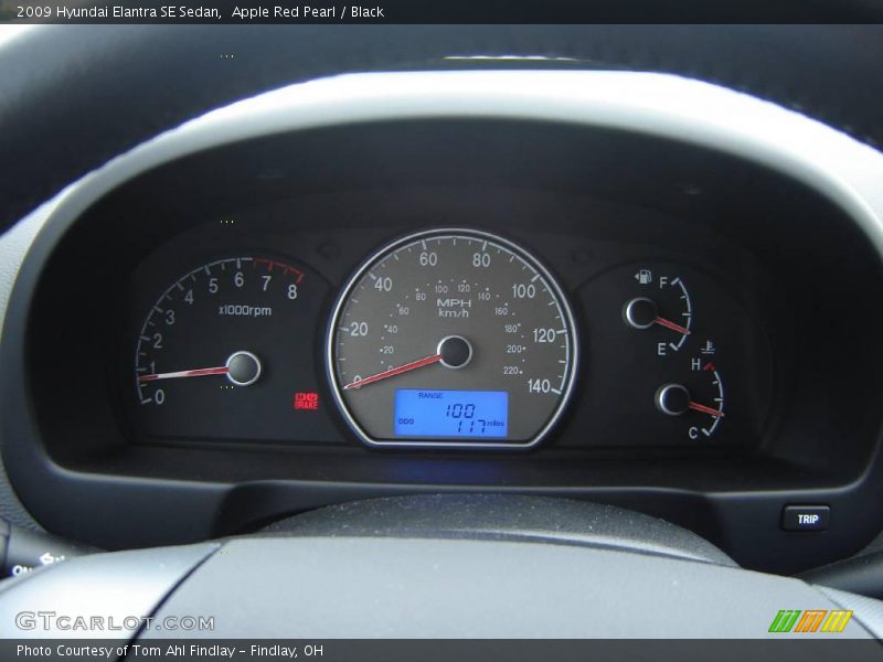 Apple Red Pearl / Black 2009 Hyundai Elantra SE Sedan