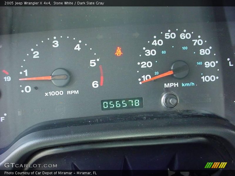 Stone White / Dark Slate Gray 2005 Jeep Wrangler X 4x4