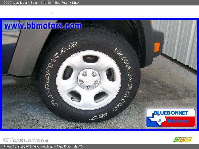 Midnight Blue Pearl / Khaki 2007 Jeep Liberty Sport