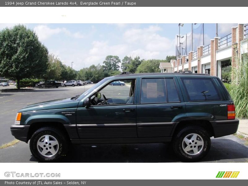 Everglade Green Pearl / Taupe 1994 Jeep Grand Cherokee Laredo 4x4