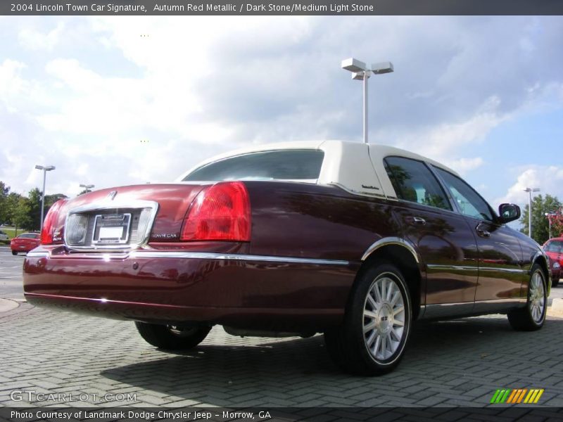 Autumn Red Metallic / Dark Stone/Medium Light Stone 2004 Lincoln Town Car Signature