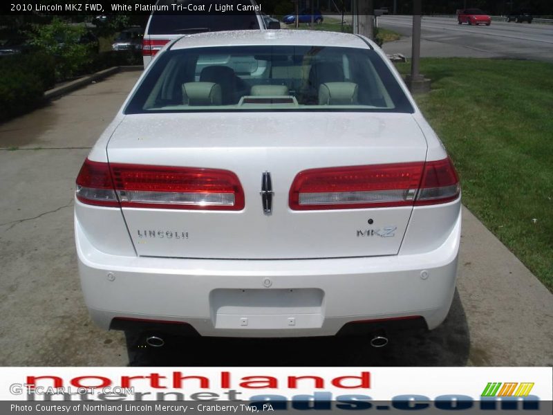 White Platinum Tri-Coat / Light Camel 2010 Lincoln MKZ FWD