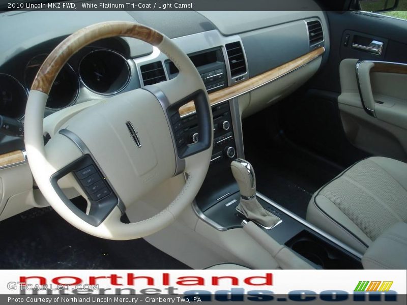 White Platinum Tri-Coat / Light Camel 2010 Lincoln MKZ FWD