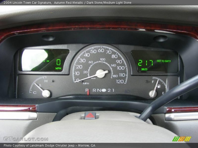 Autumn Red Metallic / Dark Stone/Medium Light Stone 2004 Lincoln Town Car Signature