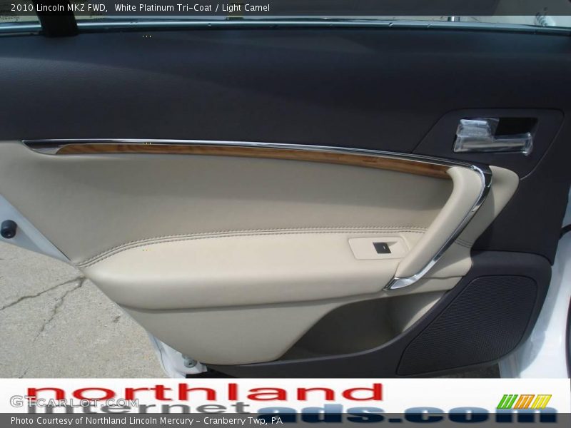 White Platinum Tri-Coat / Light Camel 2010 Lincoln MKZ FWD