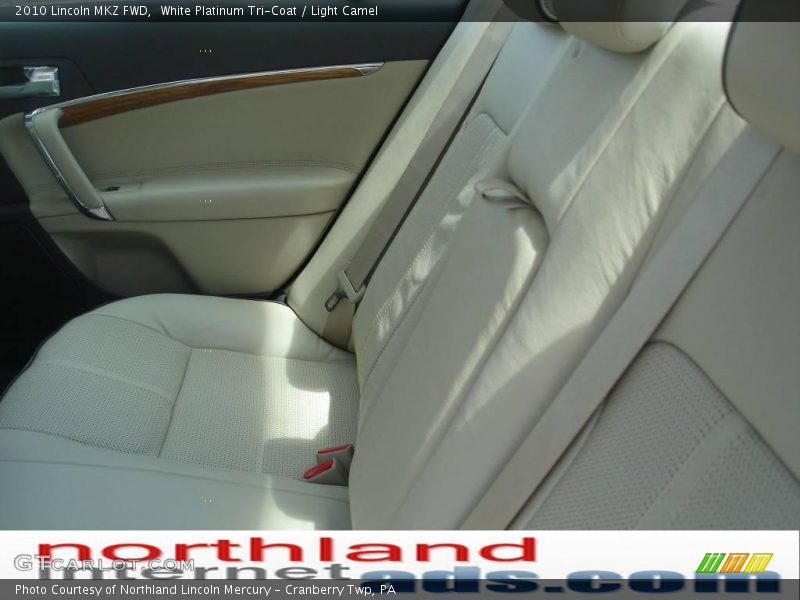 White Platinum Tri-Coat / Light Camel 2010 Lincoln MKZ FWD
