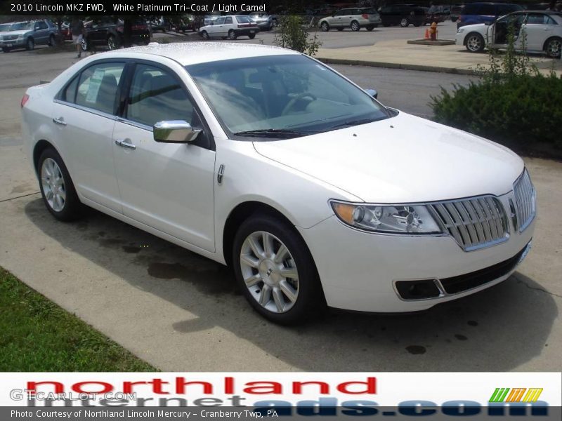 White Platinum Tri-Coat / Light Camel 2010 Lincoln MKZ FWD