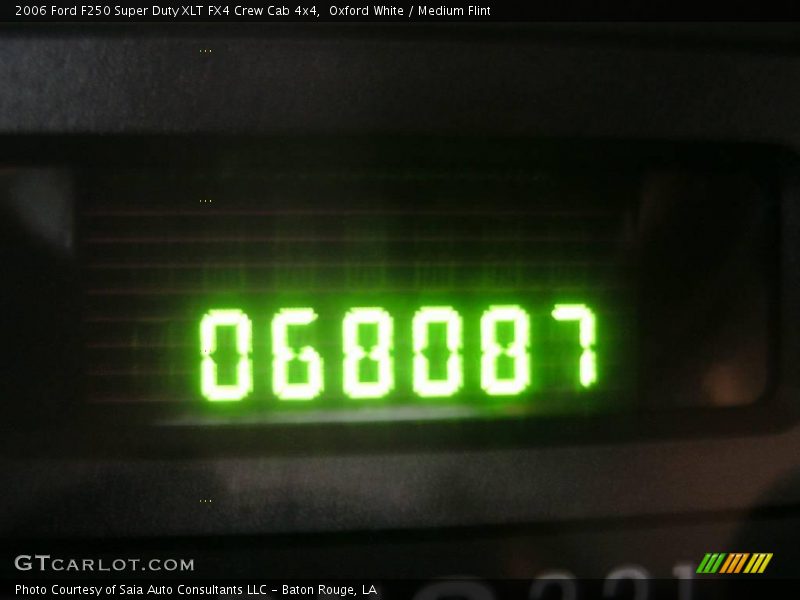 Oxford White / Medium Flint 2006 Ford F250 Super Duty XLT FX4 Crew Cab 4x4