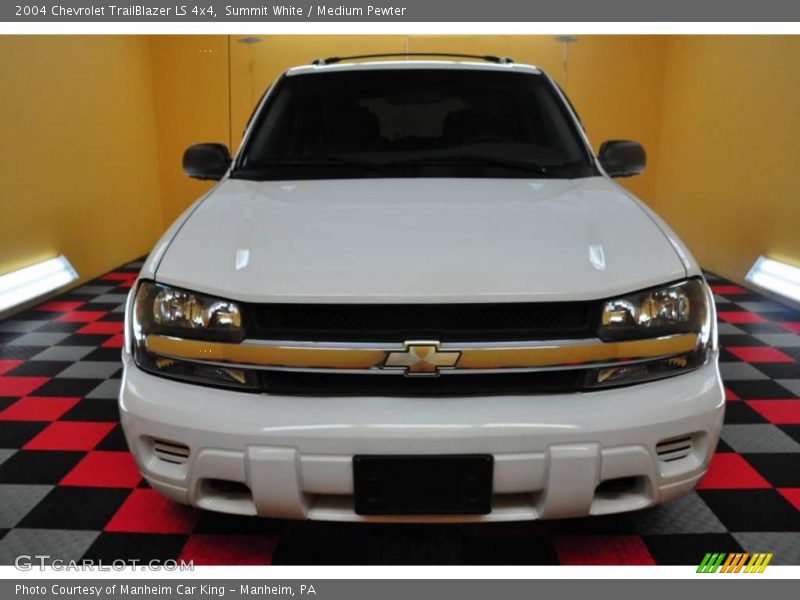 Summit White / Medium Pewter 2004 Chevrolet TrailBlazer LS 4x4