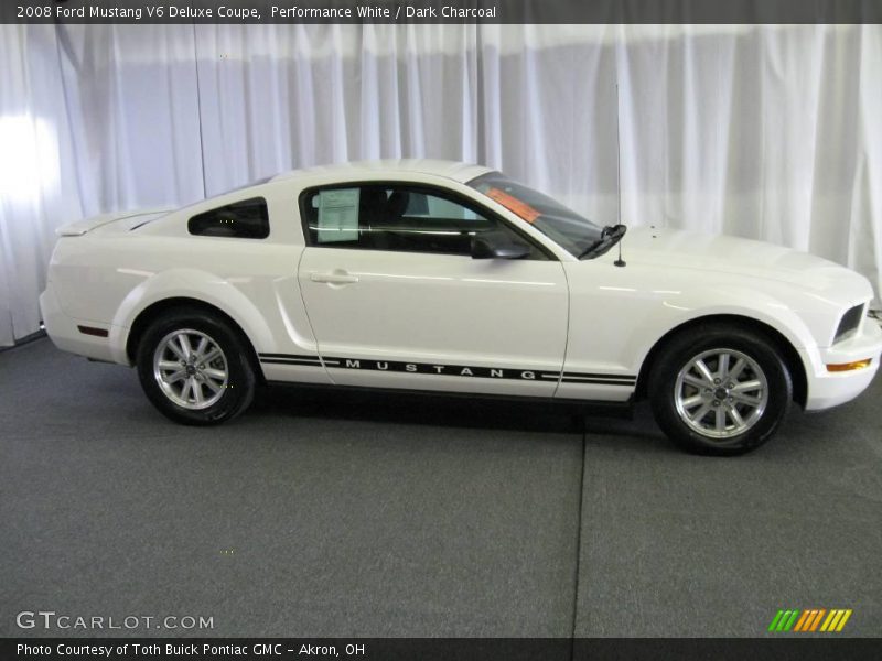 Performance White / Dark Charcoal 2008 Ford Mustang V6 Deluxe Coupe