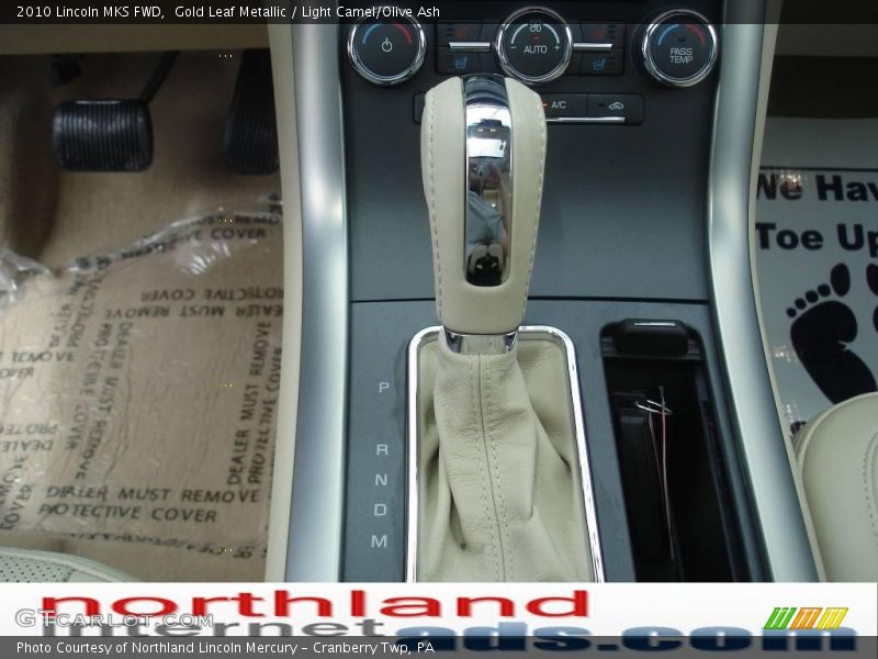 Gold Leaf Metallic / Light Camel/Olive Ash 2010 Lincoln MKS FWD