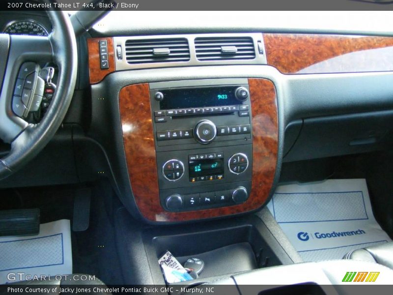 Black / Ebony 2007 Chevrolet Tahoe LT 4x4