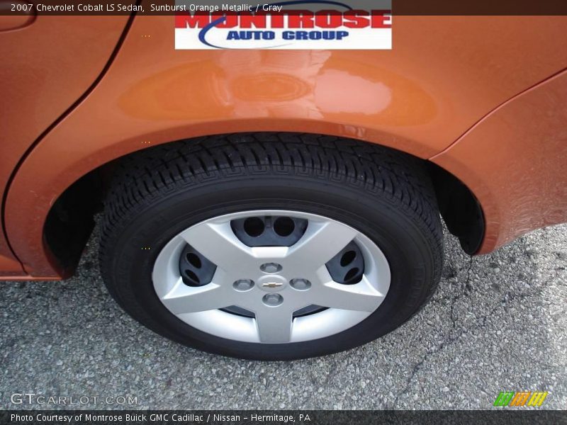 Sunburst Orange Metallic / Gray 2007 Chevrolet Cobalt LS Sedan