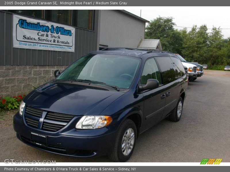 Midnight Blue Pearl / Medium Slate Gray 2005 Dodge Grand Caravan SE