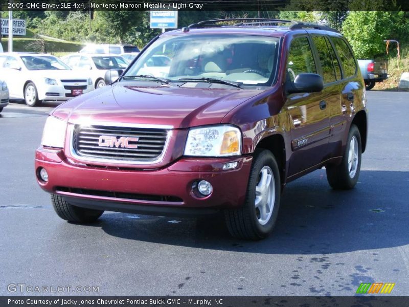 Monterey Maroon Metallic / Light Gray 2005 GMC Envoy SLE 4x4